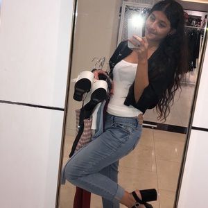 Meet your Posher, Frida